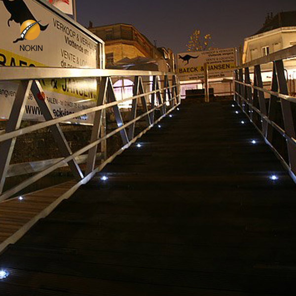 Flashing Led Road Stud Lights Park Raised Pavement Marker